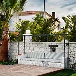 Mueptela Alacati Hotel