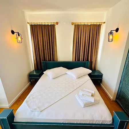 Müptela Alaçatı Hotel 3*