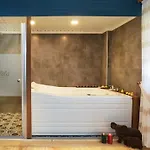 Mueptela Alacati Çeşme
